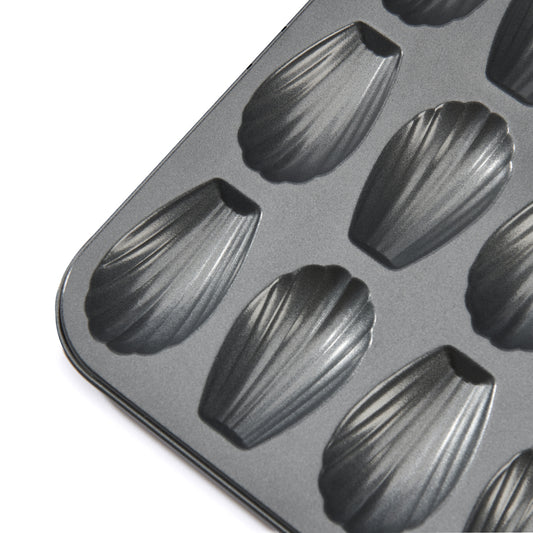 De Buyer Non-Stick Steel Madeline Tray (12 Holes)