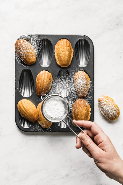 De Buyer Non-Stick Steel Madeline Tray (12 Holes)